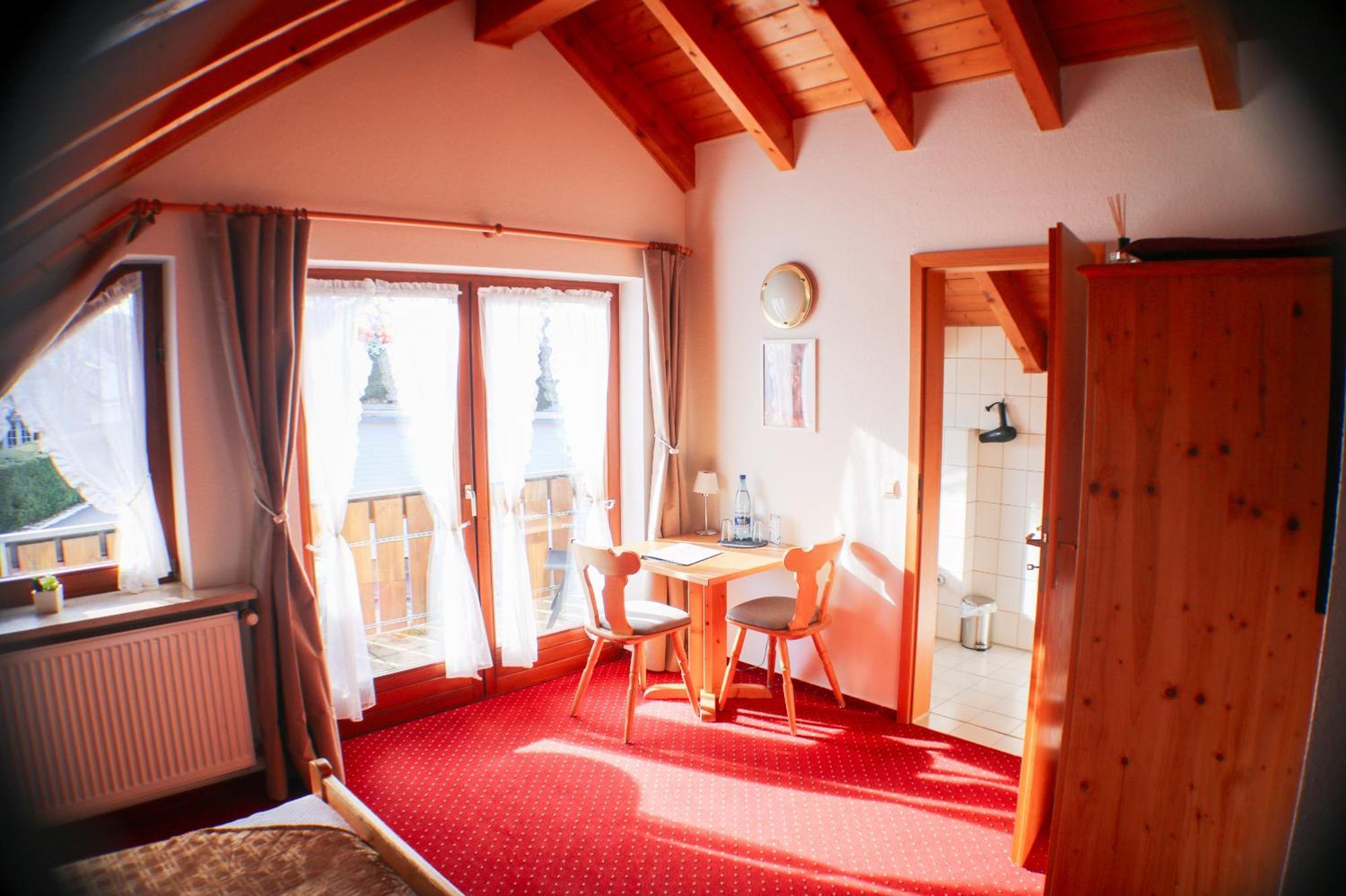 Gästehaus RIESENBÜHL Schluchsee Zimmer foto