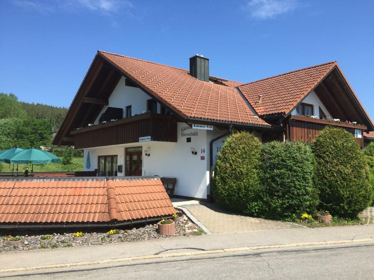 Hotel Gästehaus RIESENBÜHL Schluchsee Exterior foto